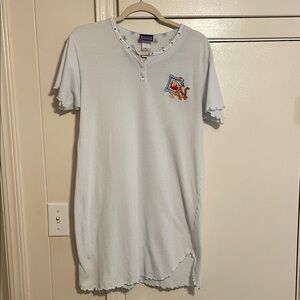 Vintage 1990’s Disney Light Blue Nightshirt with Pooh and Tigger